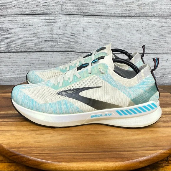 Brooks | Shoes | Brooks Bedlam 3 Off White Light Blue  display picture 1